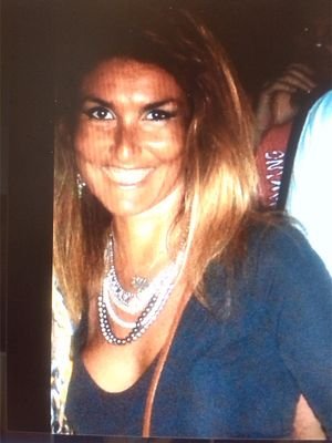 FlaviaB27165066's profile picture. 