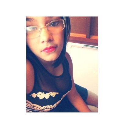 Marialedab_'s profile picture. Un mundo con un valor que no pretende otra cosa que la posibilidad de brindarte la oportunidad de tener todo por menos.. Mucho menos. @Ricardo_Arjona