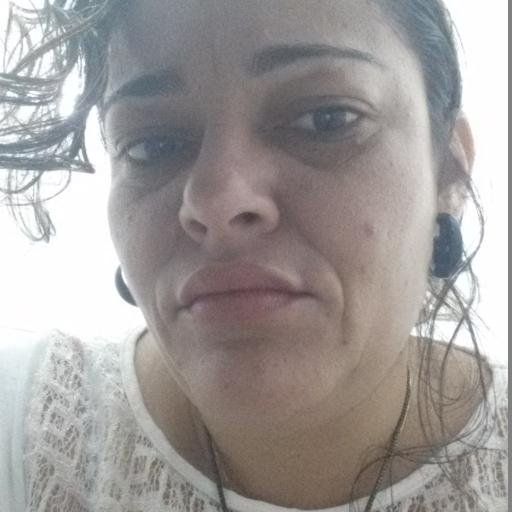 jornalista e mãe de uma menina linda