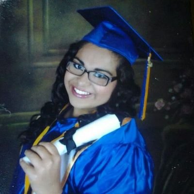 Liss. 
C/O 2014! CSUDH. 
Tennis. 
Writing. Kik: meli_luv95