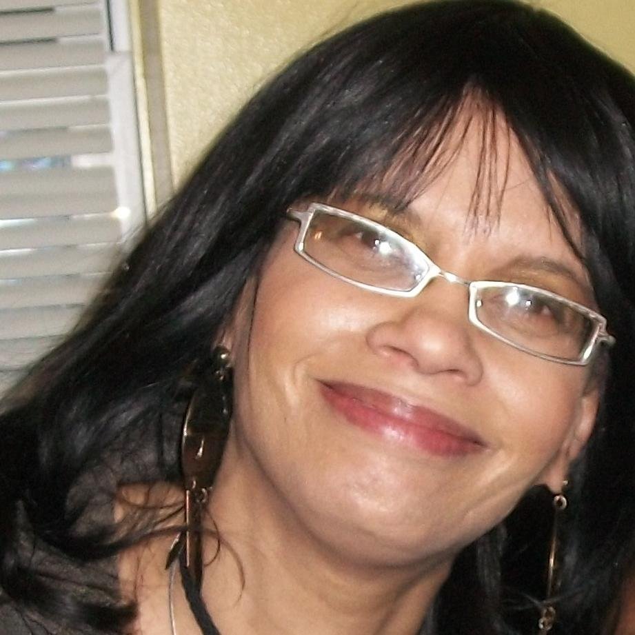 A woman out to make a difference in as many people's lives as I can.I will lift you up when you're down,I'll make you laugh when you want to cry just try me