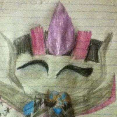 I'm The Littlest Seekeress…Please don't hurt me,I Can see again thanks to:@IJustBuffThat I am Clumsy,and Now I need a Home and A Caretaker…#Autobot