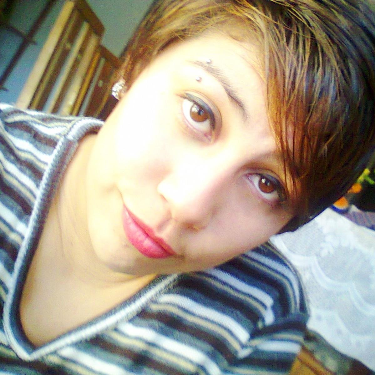 Mirate Al Espejo y Sonrie Porque Eres Unic@