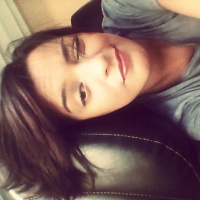Estagiária do MGEO. Cristã, vascaína sim, aspirante a fotógrafa e compositora nas horas vagas.