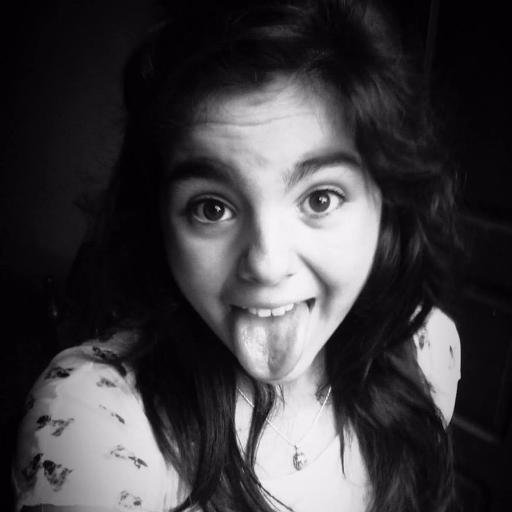 El silencio no te ayuda, sé que no sabes qué hacer, sabes que fue la primera y no será la última vez ♪ S E G U I ME