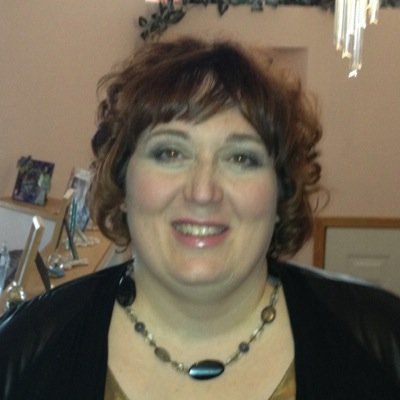 Mother, wife, Junior High Teacher, Itunes U author, aspiring leader. Trying to keep up in an ever-changing world. Tech mentor and enthusiast.