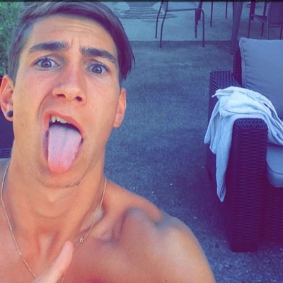 ClemJuin's profile picture. Tu nais avec tes tatouages , tu les fais simplement apparaître au fur et à mesure de la vie.