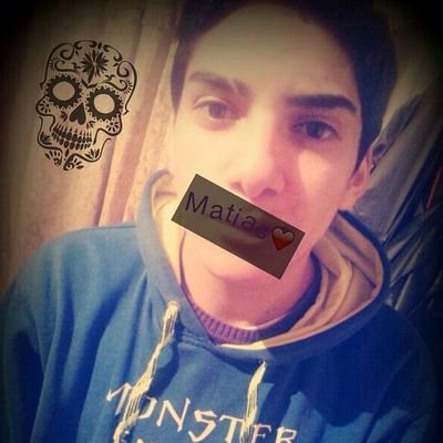 my name is mathias * - *
and I am a fan of the group one direction 
I love all of them 3 Zayn, Harry, Liam, Niall and louis :3
