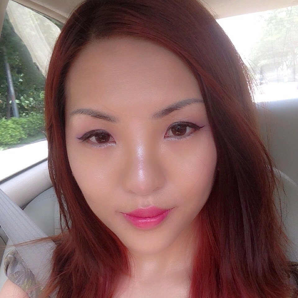 Jezzitup's profile picture. Jessie is an award winning Singapore Blogger for the Best Beauty Blog, an entrepreneur of her own beauty business with passion to inspire others.