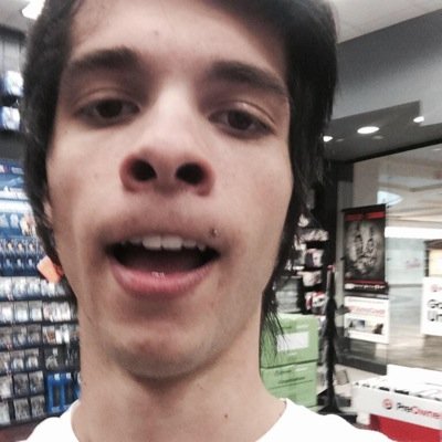 5SOSHelped's profile picture. FOLLOW @5SAUCEYSECONDS
(follows back if asked)