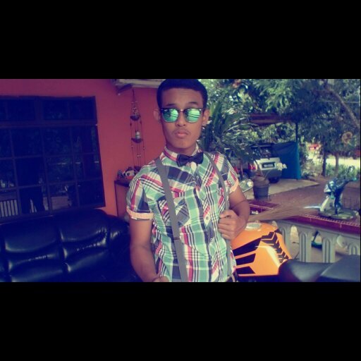 Call me abang. Almost reach 17. Dream to be ULTRAMAN
