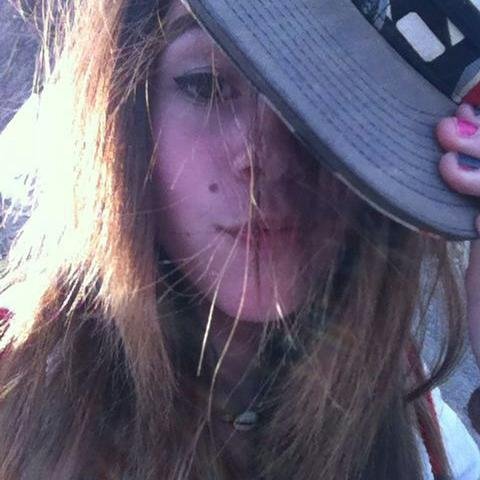 lauragdlf's profile picture. *Breaking the rules since 1998*      *MANADAKILLAZ* #LaCarpaTeatro