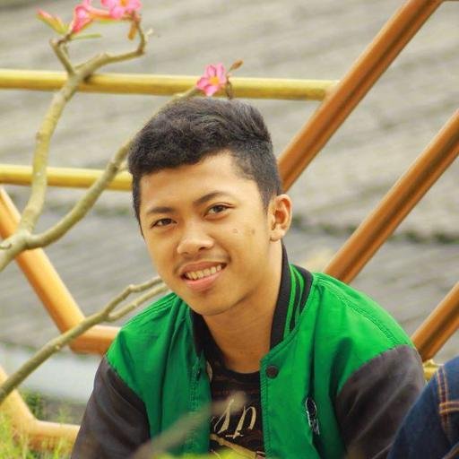 Percaya diri dan optimis adalah kunci dari kesuksesan.... Hhheee.... 
*Arigato*