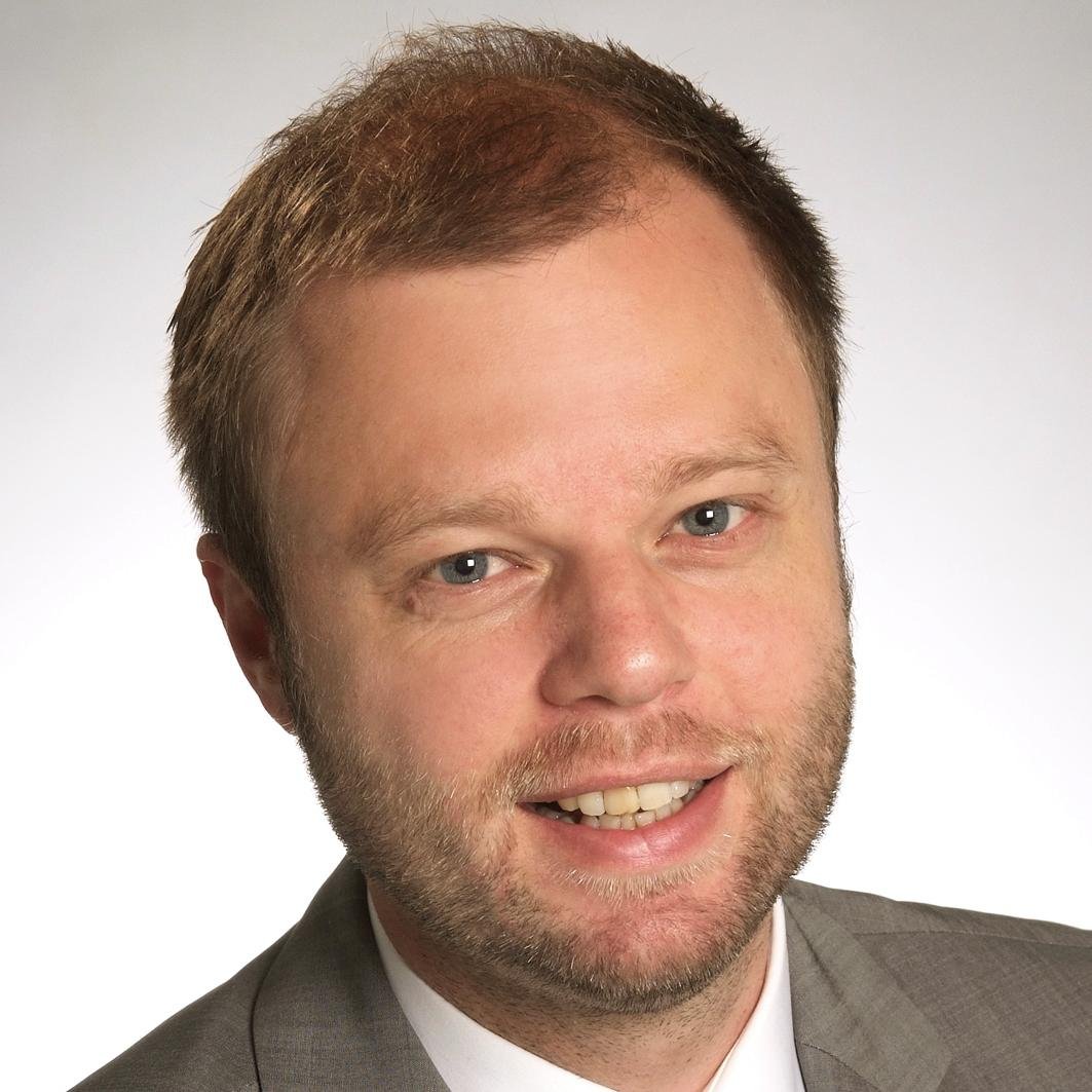 develops digital business within E.ON and CEO of E.ON intelligent parking startup plazz