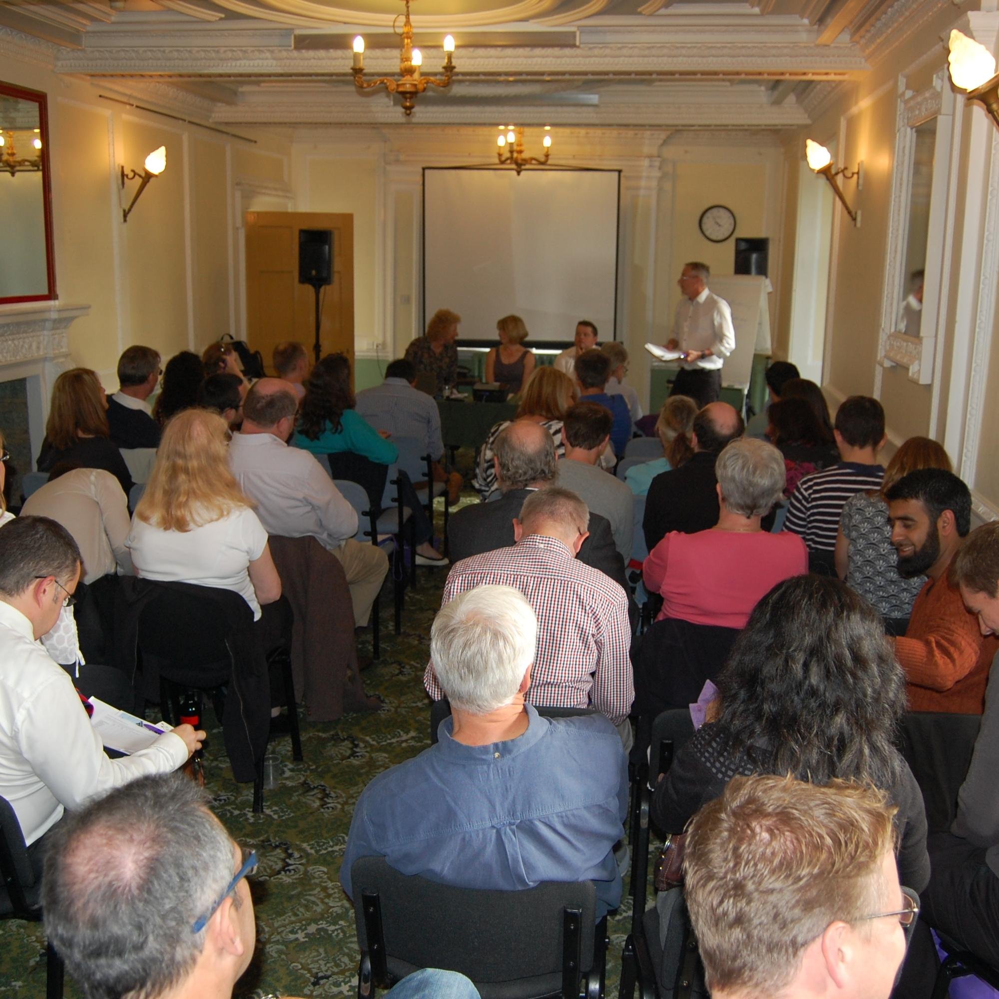 CIPFASESumSch's profile picture. 