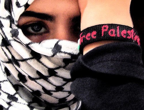Independent Palestine Activist bringing awareness about suffering in Palestine & create an Online Protest for Gaza by the people not just Muslims but humanity