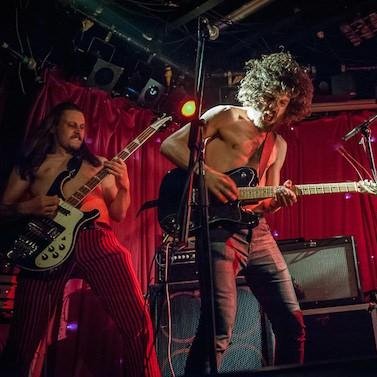 If rock and roll were a cruel dictator, Howl would be its right hand man. mail@howlsound.com http://t.co/Z0hve3rsgQ