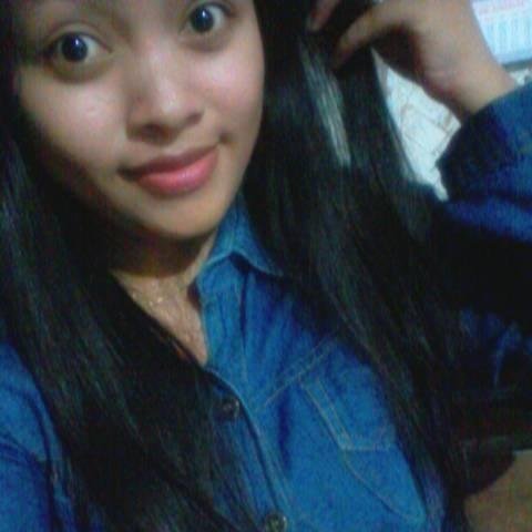 Vera Indah Fatmawati | Vera | 24Maret1995 | SMA Negeri Ploso | follow me ;)