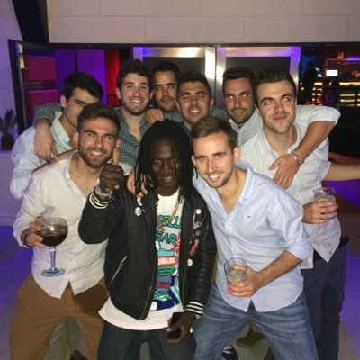 Canario y Andaluz, estudiante d Ingeniería Forestal en Córdoba, amante d los animales, la caza y la pesca y cmo no... dla fotografia y dla cocina! ;)