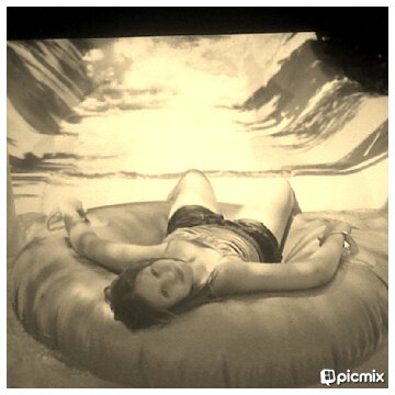 I Love God ..♥ And I'm Proud to say that..☺             2B634385                         Love, Hope & Trust✗