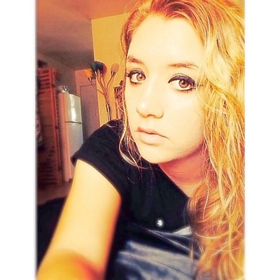 bay_kitty_sykes's profile picture. Im just a girl trying to find my place in this world. 
BANDS. 
WARPED TOUR. 
~your flaws do not define you~
Cats.