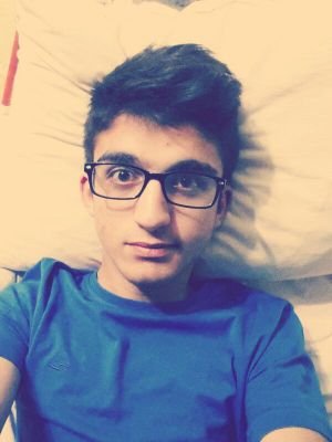 Götlere katlanmak sandalye işidir insan degil.