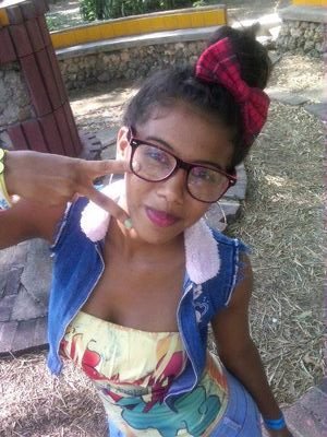 vivo Mi Vida loqa ^__^ controla: Deka C.A - Mi Bff :Yolanni#nayeli Y Mii loqa Aliiz Los Amo Mis Amores ^_^ :* ;) :/ :): Mii Bff Mayor Que lo Amo #edison Michael