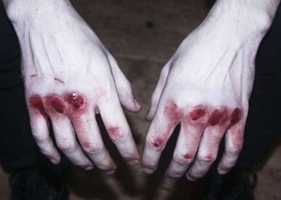 _whataboutl0ve's profile picture. 15