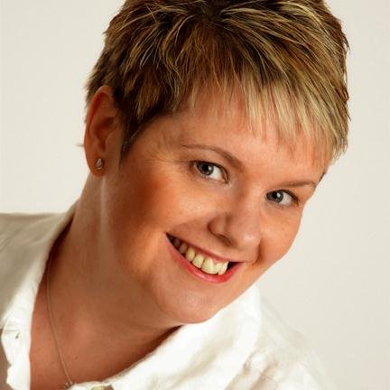 HelenRobinson22's profile picture. 