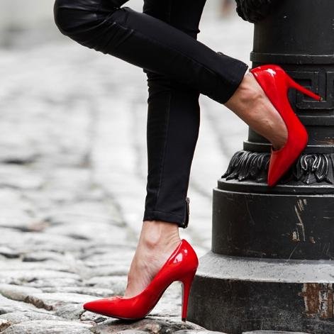 Silhouette Schoenen in Rotterdam, the place to be voor Pumps, Laarzen en Open Schoentjes met Hoge Hakken: maat 33 tot en met maat 46!