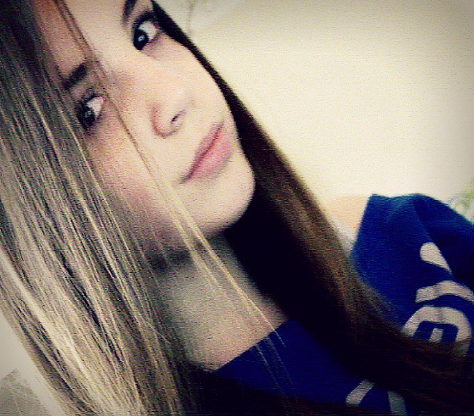 Hey theree! my name is anna and i am from greece3 i am directioner and i would die for the boys(one direction)..they have so big hearts and they are so perfect