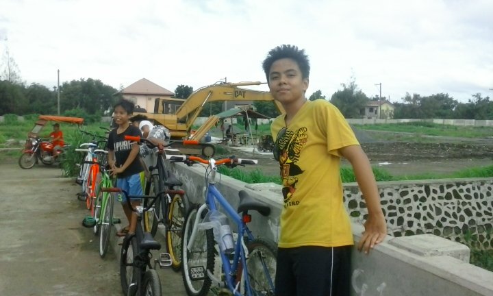 basketball player/cyclist/singer/rider