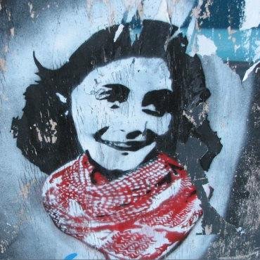 KarenPomer's profile picture. 