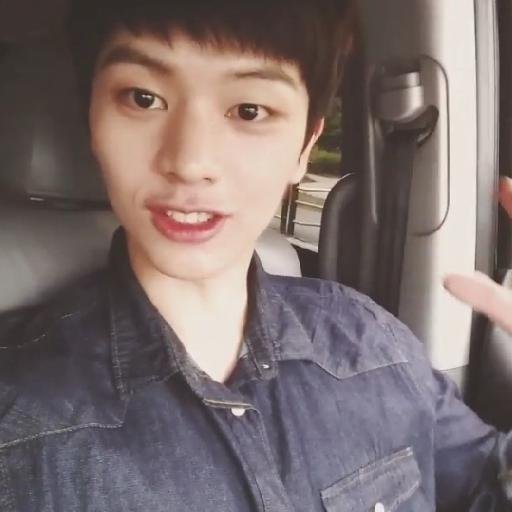 ฮาโหลล สวัสดีค่ะเรเป็นเมโลดี้ เมนเราคือซองแจเองค่ะ3