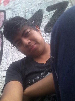 B-).....siendo ke estoy ....muy feliz ....;-)