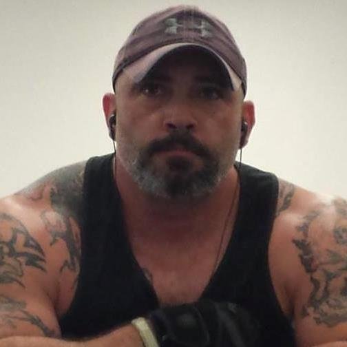Retired U.S. Army Combat Medic, Sexy Emily's Husband, Father of two beautiful girls and all around super bad ass dude!