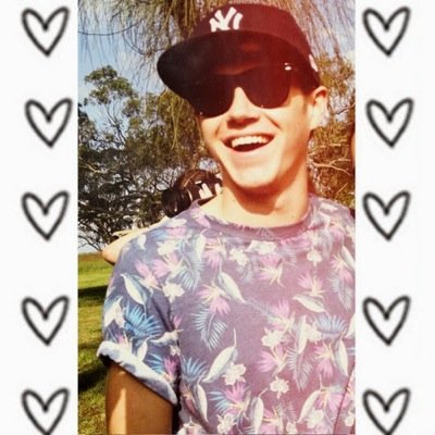 dont follow this acc please follow @janeocampbell because she gave you a free follow she will follow back just ask thank youuuuuuu xx