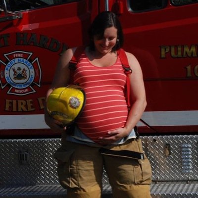 IslandFireGirl's profile picture. Former volunteer firefighter with 10+ years in the fire service. Police family. Proudly serving our community.