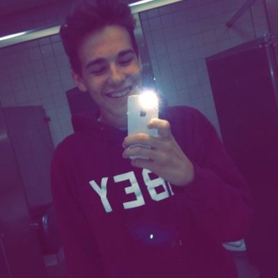Jacob is my bae, i think about him every night and day ||0/12|| I like turtles
