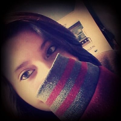 soy de chile santiago tengo 16 años me gusta 1D, 5SOS entre otros me gusta salir con mis amigas :) me guata conocer gente :) soy simlatica alegre :)