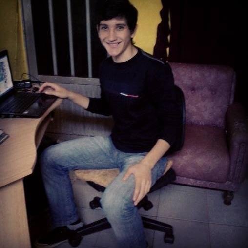 el mejor en el fifa y pes jaja
