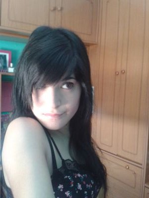 Cuando me veas triste o derrotada,trata de acercarte a mi con sencillez.