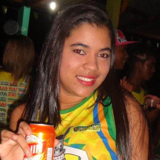 As vezes só precisamos de alguém que nós ouça
que não nos julgue, que não nos subestime, que não nos analise, apenas nos ouça.