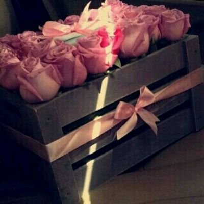 . ‏مَازُلّت اَحِنُ للمَاضِيّ وَابْكِيہٌ ؛لاَنہُ لنّ يَعُود مَهّمَا بَلغ الاَسىٌ بِ دَاخِليٌ