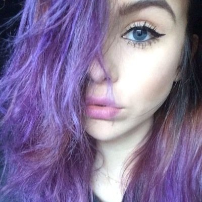 Acacia || 21 anni || bisex || single