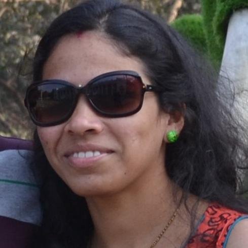 Proud #Mumbaikar - #Marathi Mulagi living in #Bangalore. Blogger. #Photographer. Avid traveller - Foodie