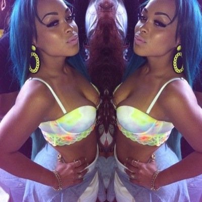 Samiyahll's profile picture. Im new to twitter yall follow me