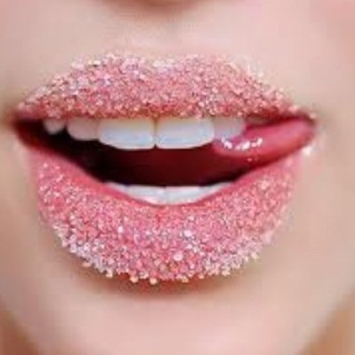 umdocedeemenina's profile picture. 