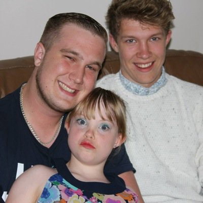 wenchy1962's profile picture. A mum to 4 wonderful children. Work at marshland high school as a member of reprographics, lifeguard, assitant to the examination officer, mid day supervisor.