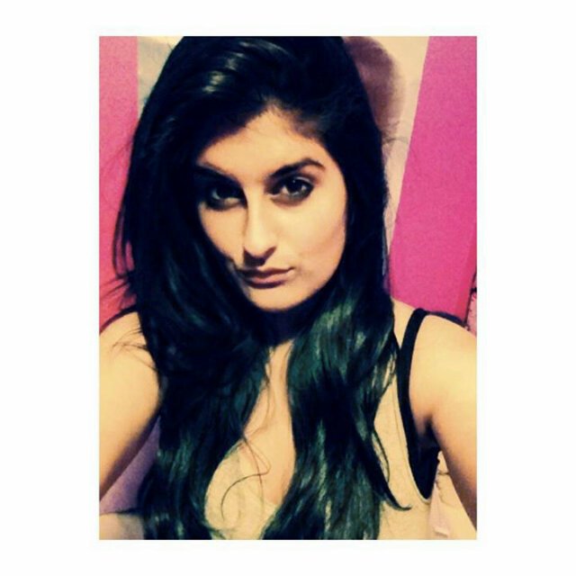 Cloe, 16, Essexツ Follow me and I will follow you back♡ Smile because y'all beautiful :) p.s follow my new account @CloeJayLouise98 #Tʰᵉƒᶸᶜᵏᶦᶰßᵒˢˢ♚
